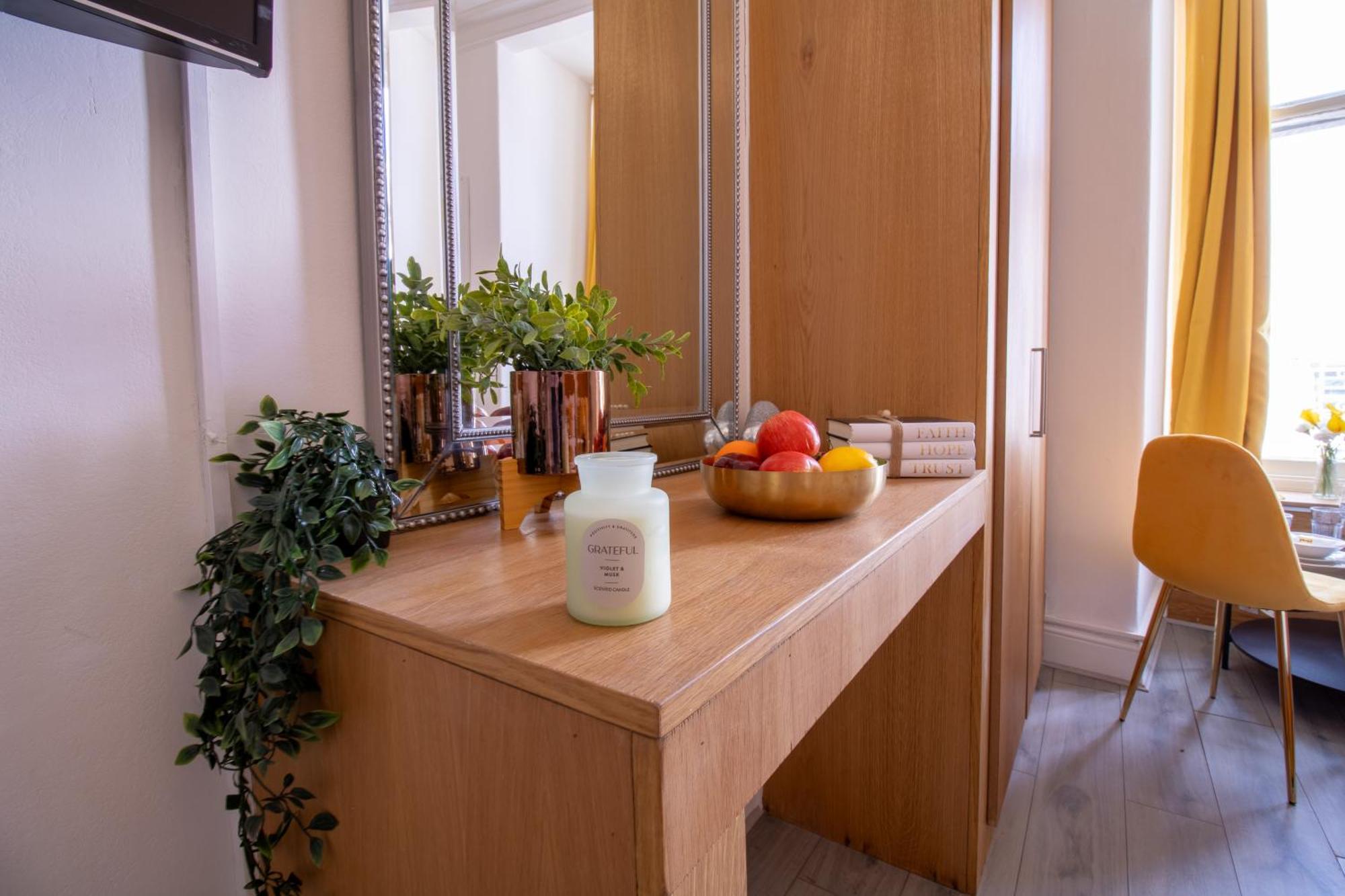 Spacious Studio Apartment On Oxford Street 9Gc Londres Exterior foto